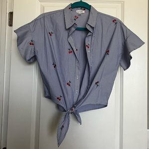 🍒 Embroidered Cherries Tie Button Down size Small